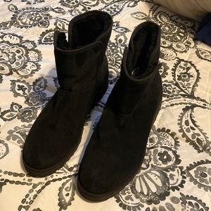 Ugg mini heel boots